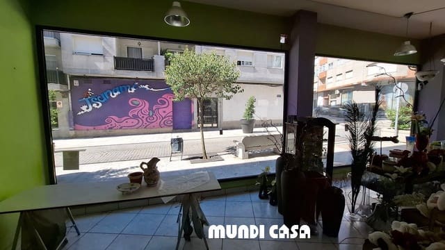 Commercial for rent in Boiro - € 1,000 (Ref: 9162530)