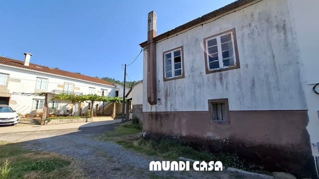 Byhus til salg i Noia - € 35.000 (Ref: 9166996)