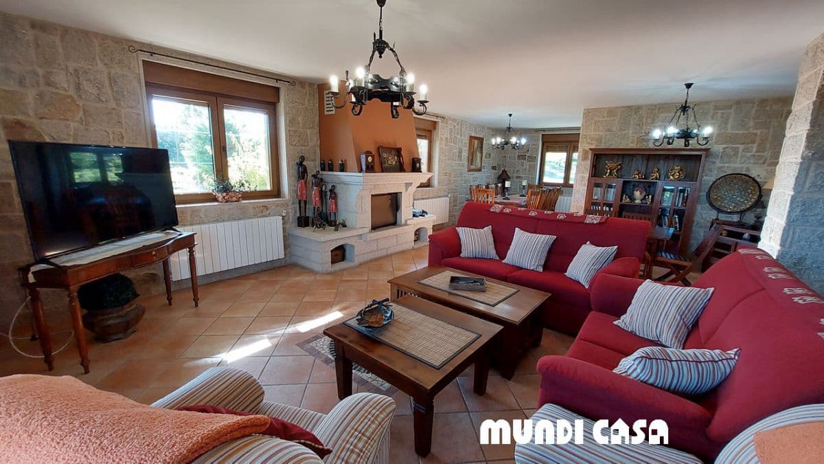 7 soverom Hus til salgs i Ribeira med garasje - € 890 000 (Ref: 9379448)