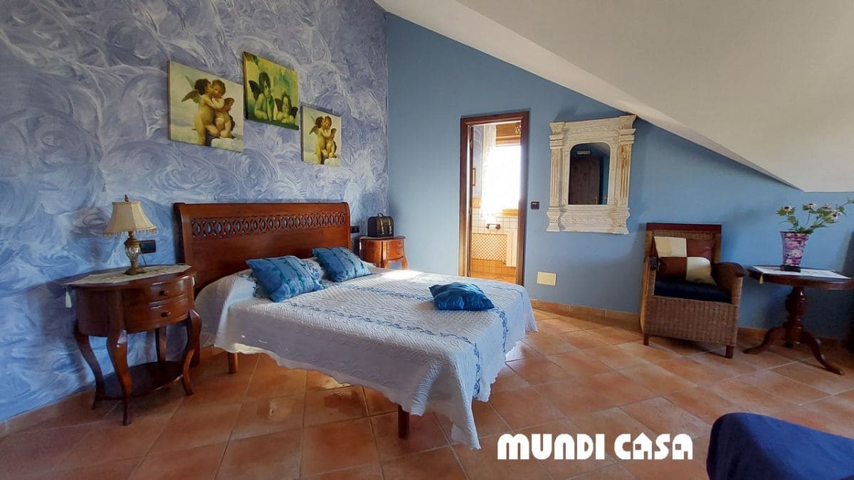 7 soverom Hus til salgs i Ribeira med garasje - € 890 000 (Ref: 9379448)