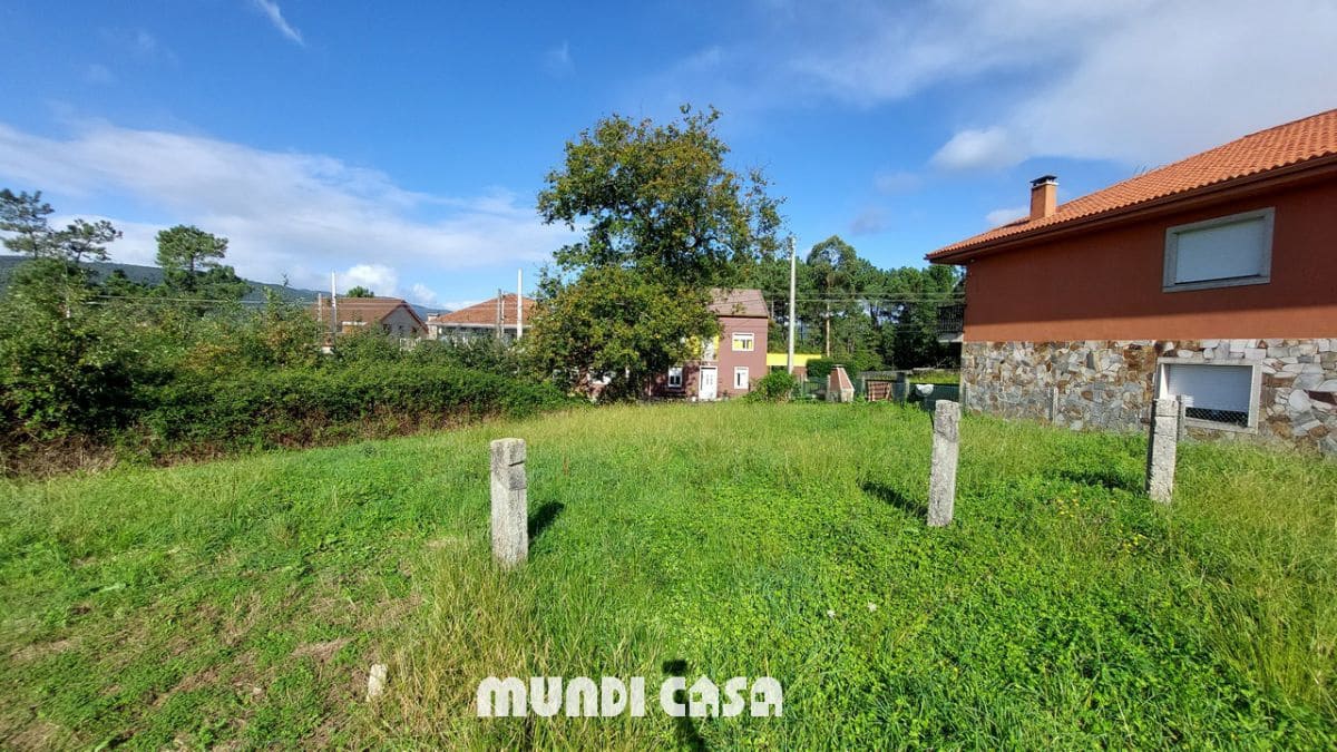 Finca/Country House for sale in Boiro - € 33,000 (Ref: 9383210)
