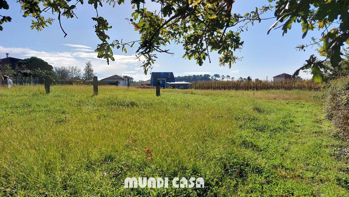 Finca/Country House for sale in Boiro - € 33,000 (Ref: 9383210)