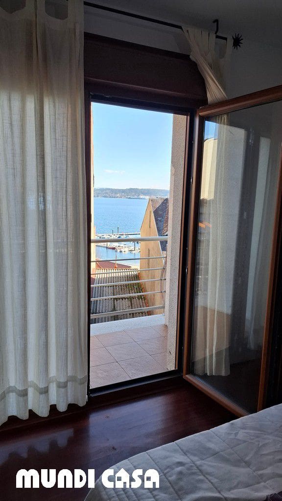 2 bedroom Apartment for sale in Boiro with garage - € 140,000 (Ref: 9480990)