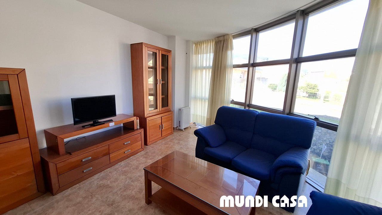 2 bedroom Apartment for sale in Boiro with garage - € 140,000 (Ref: 9480990)