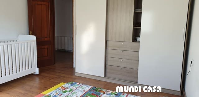 3 bedroom Townhouse for sale in Boiro with garage - € 308,000 (Ref: 9644596)