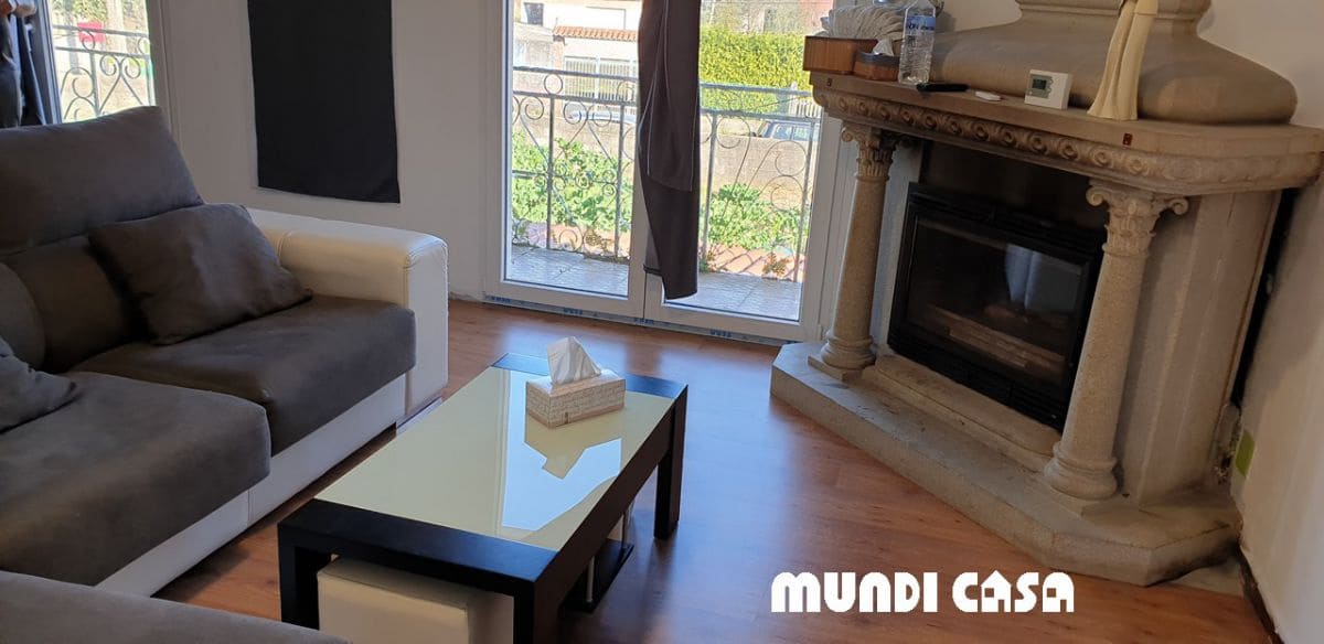 3 bedroom Townhouse for sale in Boiro with garage - € 308,000 (Ref: 9644596)