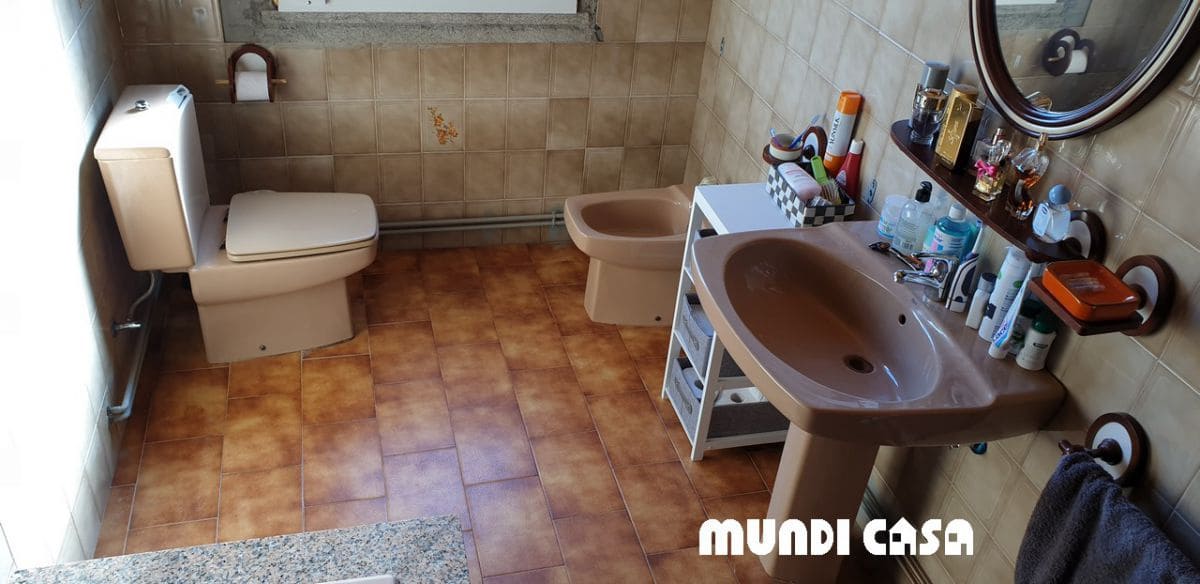 3 bedroom Townhouse for sale in Boiro with garage - € 308,000 (Ref: 9644596)