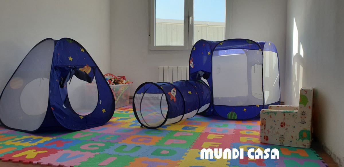 3 bedroom Townhouse for sale in Boiro with garage - € 308,000 (Ref: 9644596)