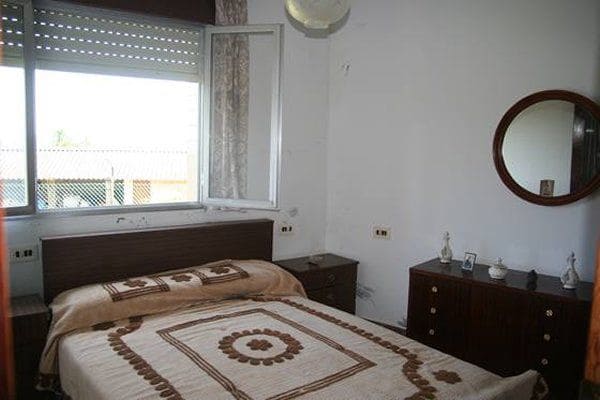 8 slaapkamer Huis te koop in Boiro met garage - € 125.000 (Ref: 9651287)