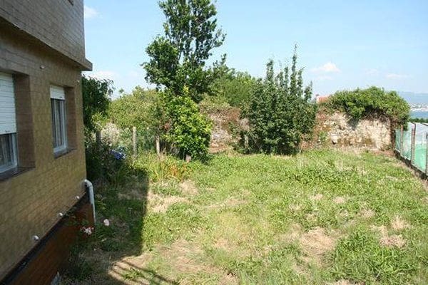 8 slaapkamer Huis te koop in Boiro met garage - € 125.000 (Ref: 9651287)