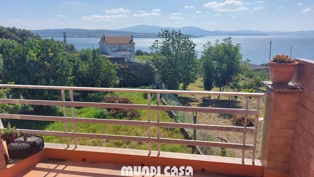 8 slaapkamer Huis te koop in Boiro met garage - € 125.000 (Ref: 9651287)