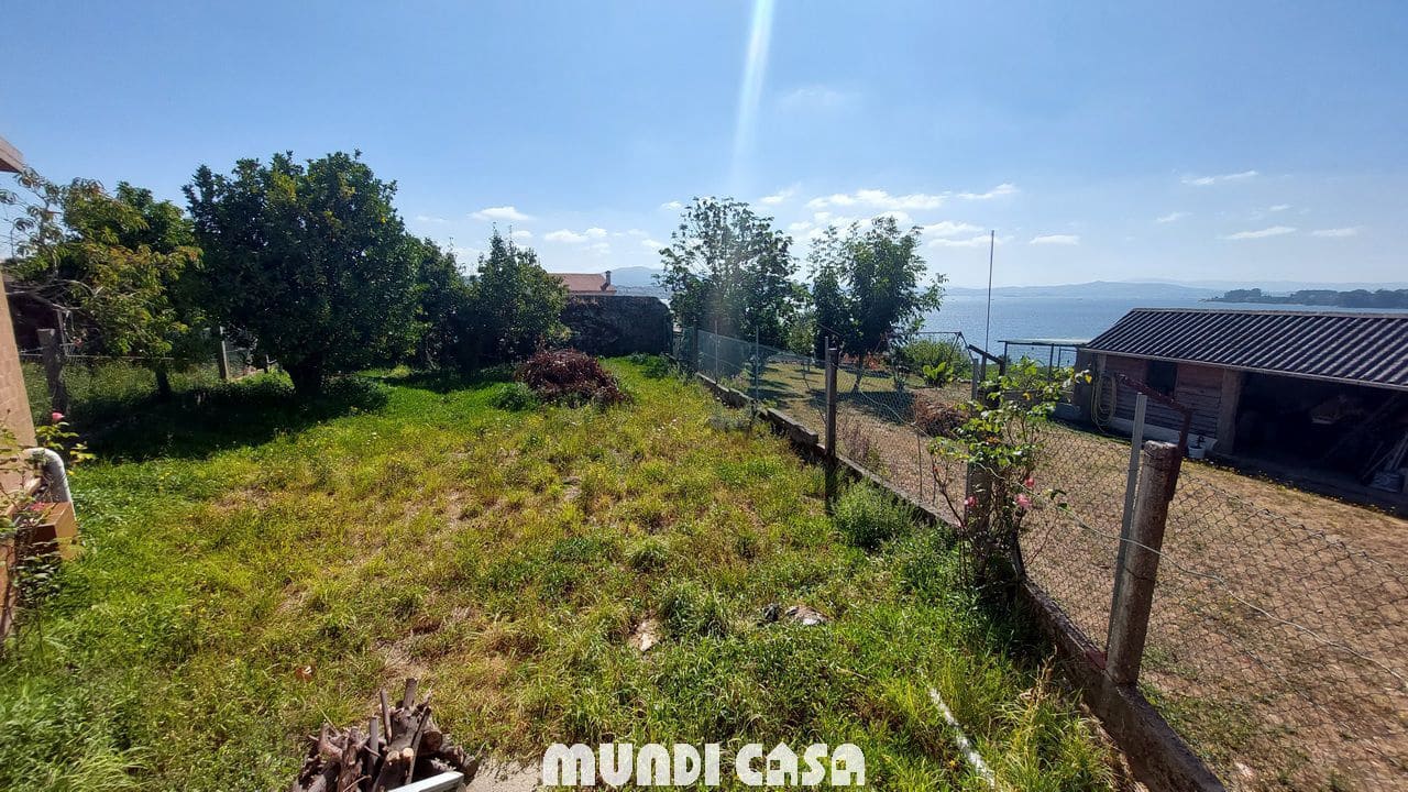 8 slaapkamer Huis te koop in Boiro met garage - € 125.000 (Ref: 9651287)