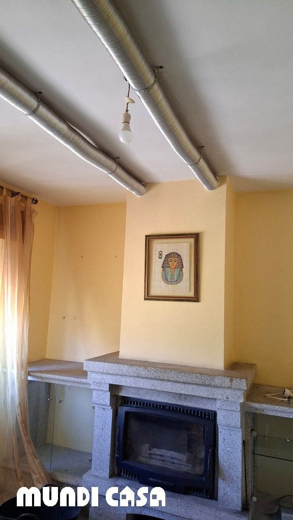 4 bedroom Townhouse for sale in Rianxo with garage - € 350,000 (Ref: 9711157)