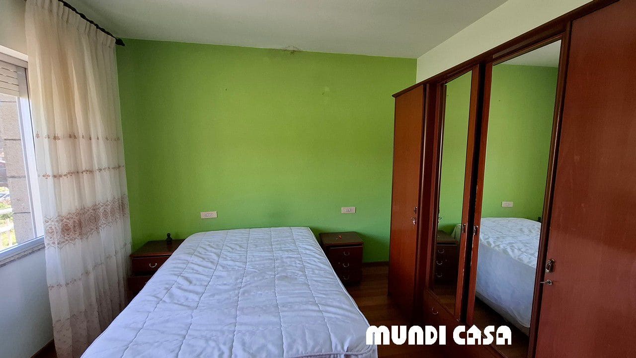 4 bedroom Townhouse for sale in Rianxo with garage - € 350,000 (Ref: 9711157)