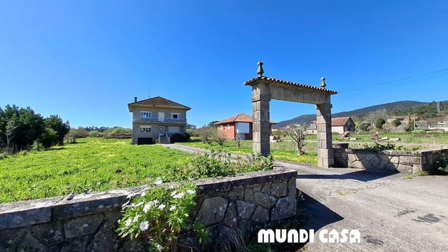 4 chambre Maison de Ville à vendre à Rianxo avec garage - 350 000 € (Ref: 9711157)