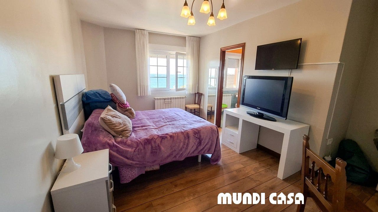 3 quarto Casa em Banda para venda em A Pobra do Caraminal com garagem - 345 000 € (Ref: 9721426)