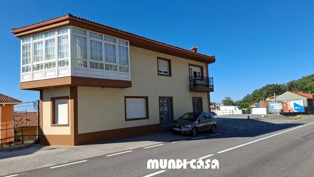 3 quarto Casa em Banda para venda em A Pobra do Caramiñal com garagem - 345 000 € (Ref: 9721426)