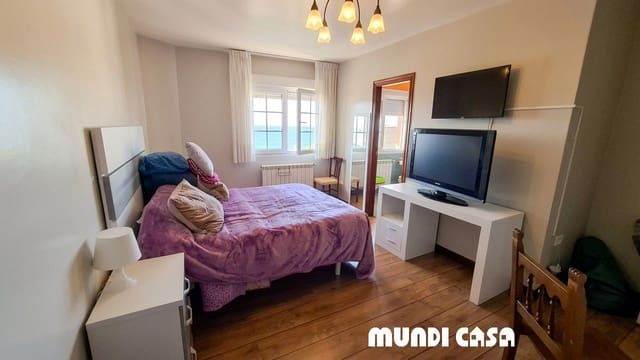 3 quarto Casa em Banda para venda em A Pobra do Caramiñal com garagem - 345 000 € (Ref: 9721426)