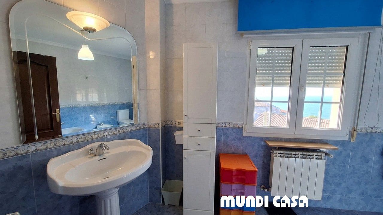 3 quarto Casa em Banda para venda em A Pobra do Caraminal com garagem - 345 000 € (Ref: 9721426)