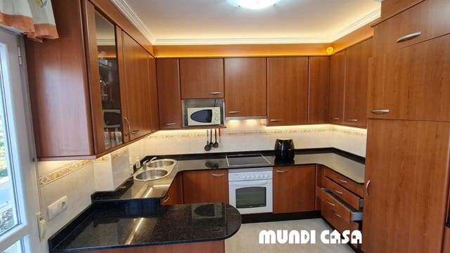 3 quarto Casa em Banda para venda em A Pobra do Caramiñal com garagem - 345 000 € (Ref: 9721426)
