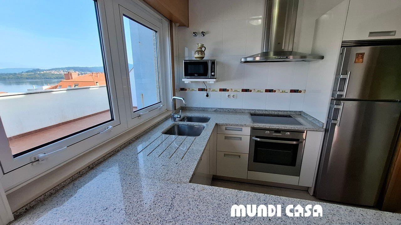2 bedroom Apartment for sale in Rianxo with garage - € 210,000 (Ref: 9788199)