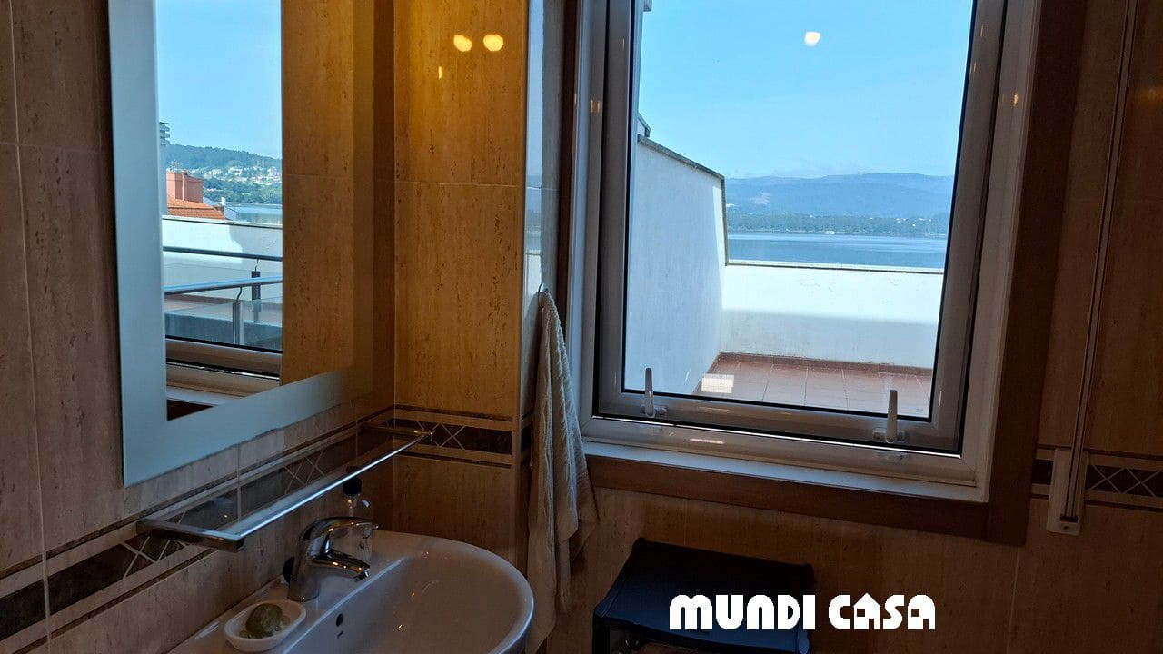 2 bedroom Apartment for sale in Rianxo with garage - € 210,000 (Ref: 9788199)