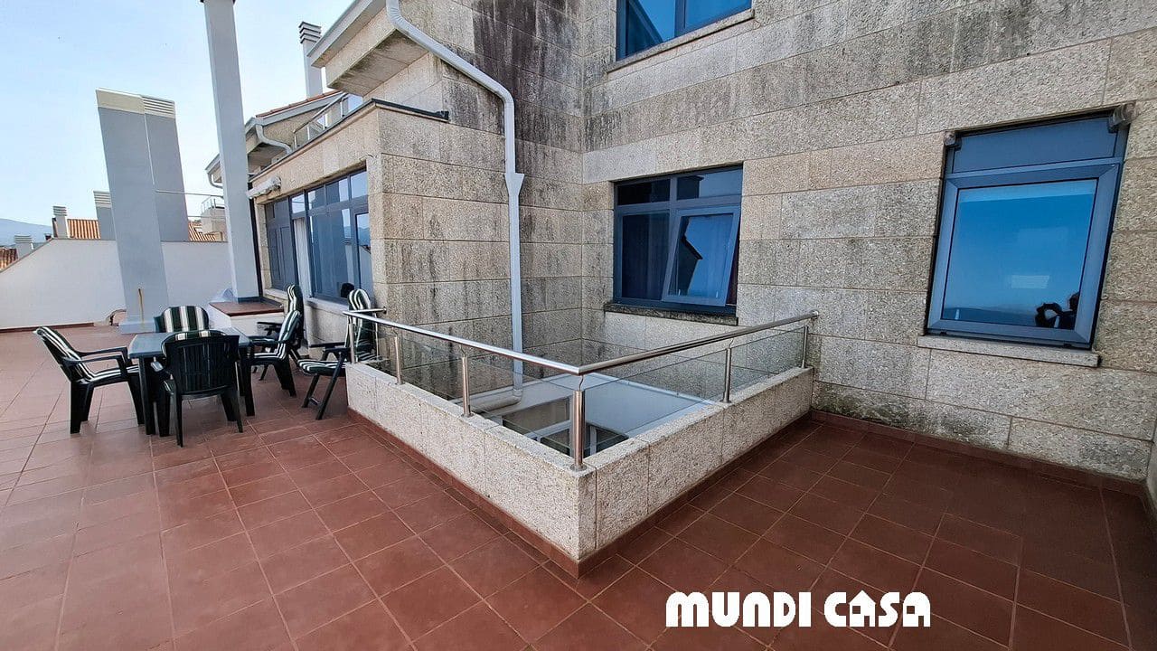 2 bedroom Apartment for sale in Rianxo with garage - € 210,000 (Ref: 9788199)