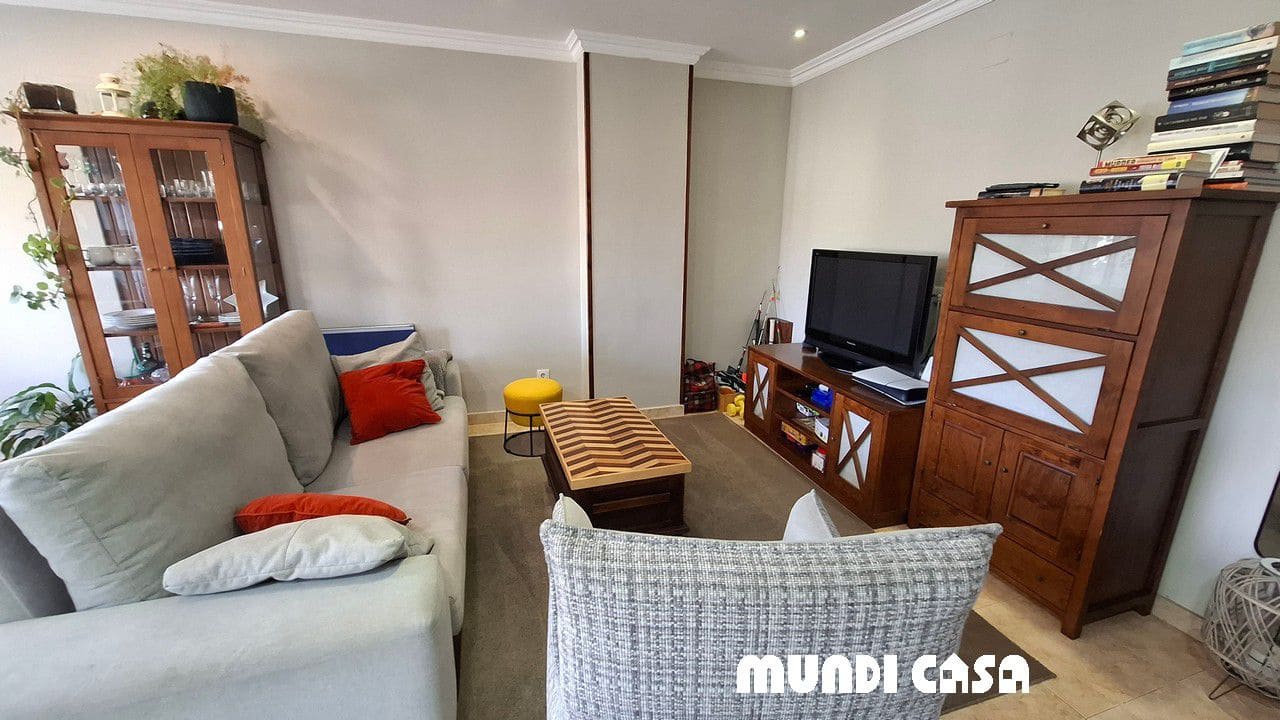 3 slaapkamer Flat te koop in A Pobra do Caraminal met garage - € 180.000 (Ref: 9807783)