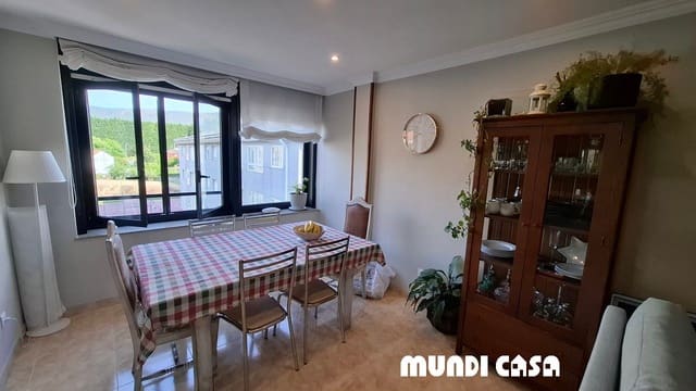 3 slaapkamer Flat te koop in A Pobra do Caramiñal met garage - € 180.000 (Ref: 9807783)