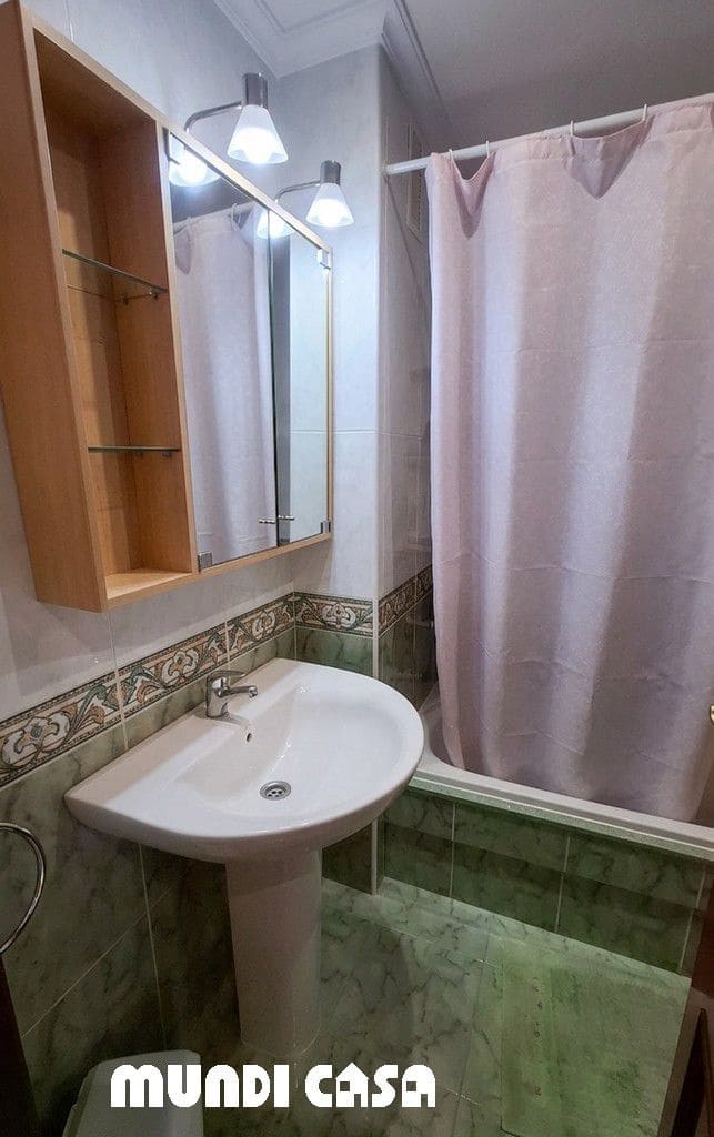 3 bedroom Flat for sale in Boiro with garage - € 180,000 (Ref: 9861634)