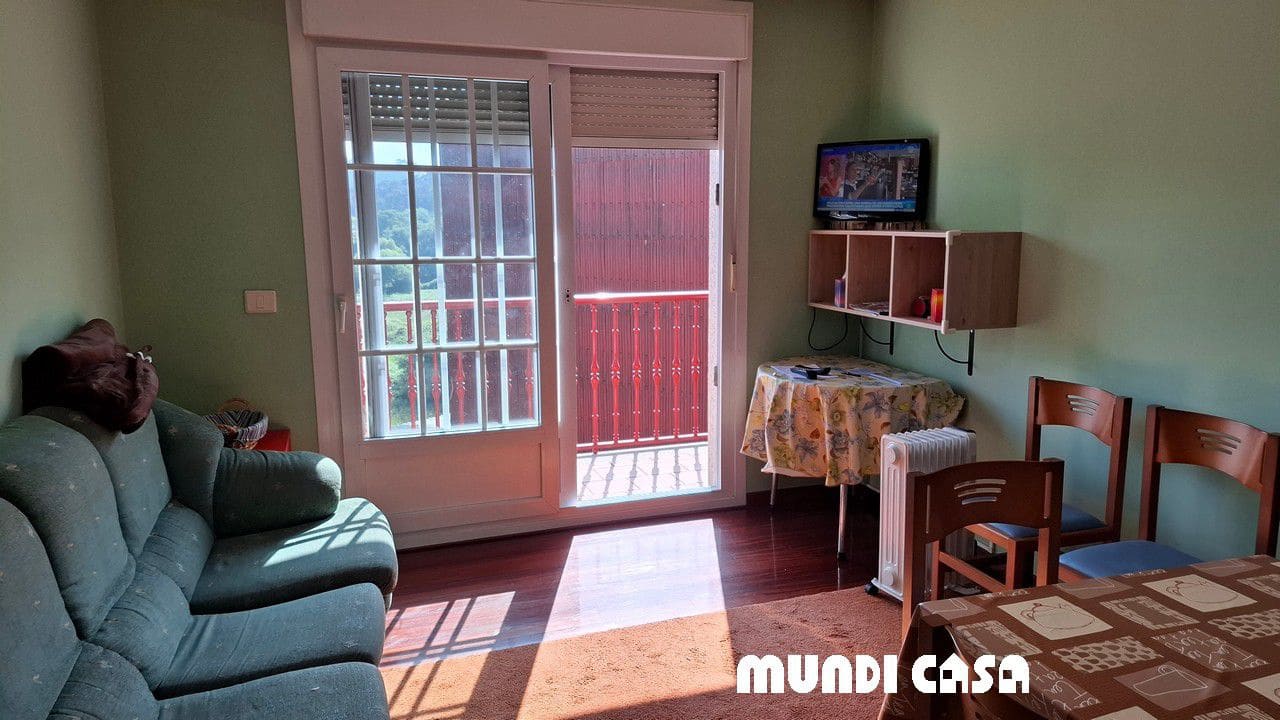 3 bedroom Flat for sale in Boiro with garage - € 180,000 (Ref: 9861634)
