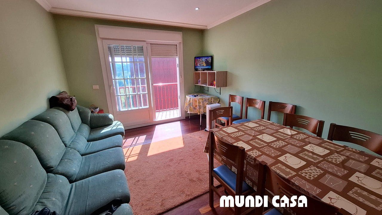 3 bedroom Flat for sale in Boiro with garage - € 180,000 (Ref: 9861634)