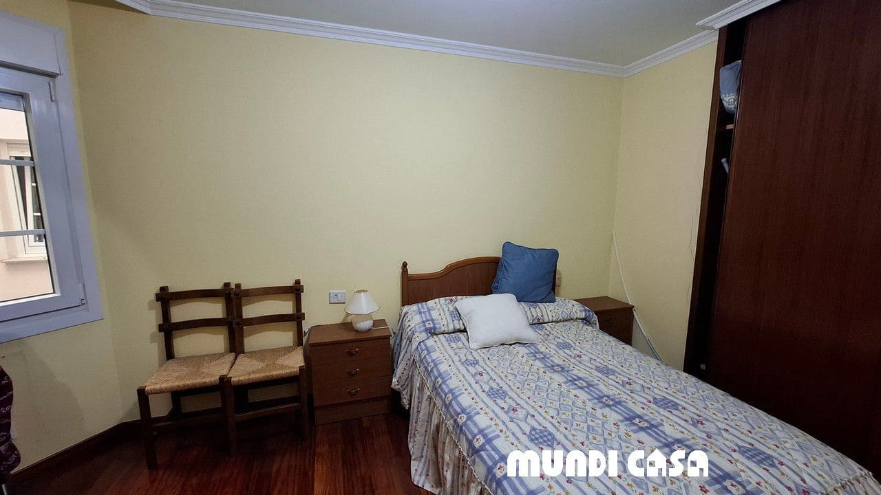 3 bedroom Flat for sale in Boiro with garage - € 180,000 (Ref: 9861634)