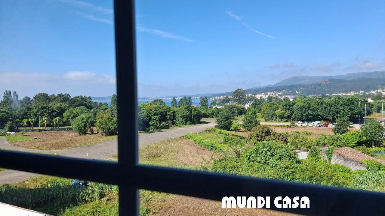 3 bedroom Flat for sale in Boiro with garage - € 180,000 (Ref: 9861634)