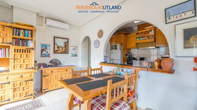 2 soveværelse Lejlighed til salg i Avenida Habaneras - Curva de Palangre, Torrevieja - € 194.000 (Ref: 10000756)