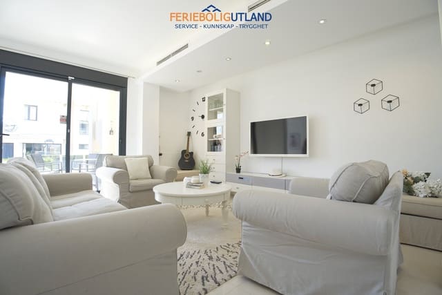 3 soverom Leilighet til salgs i La Zenia, Orihuela med svømmebasseng garasje - € 590 000 (Ref: 10000758)