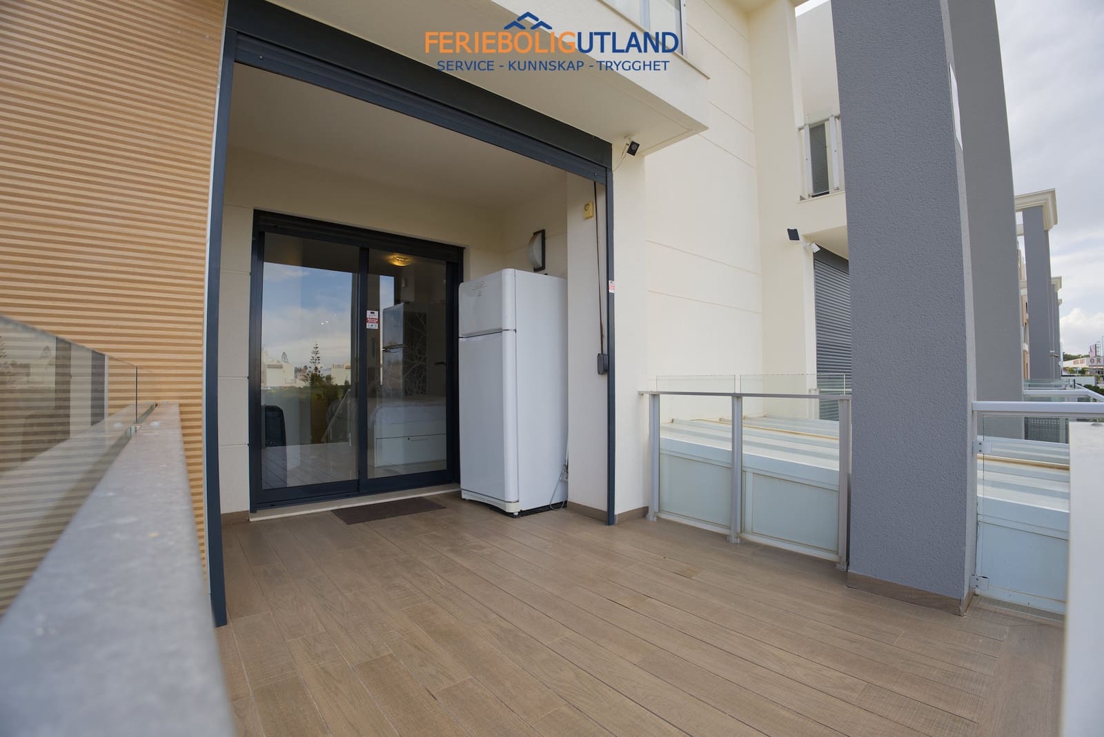 3 soverom Leilighet til salgs i La Zenia med svømmebasseng garasje - € 590 000 (Ref: 10000758)