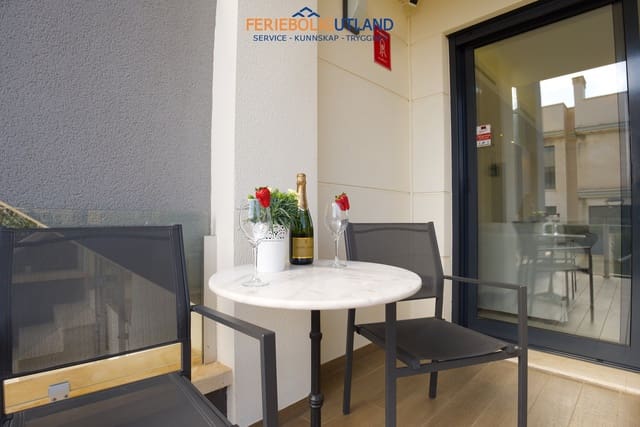 3 soverom Leilighet til salgs i La Zenia, Orihuela med svømmebasseng garasje - € 590 000 (Ref: 10000758)