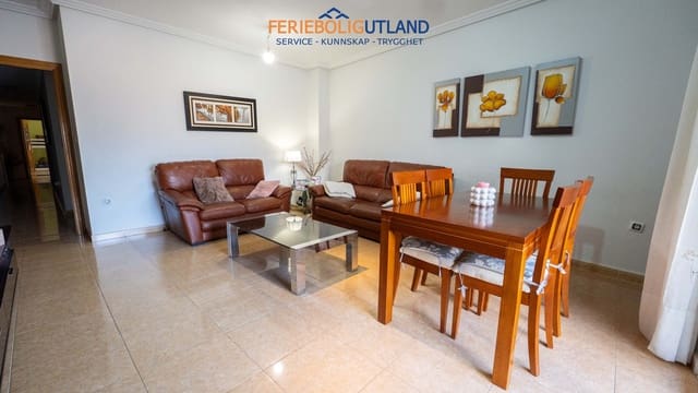 2 soveværelse Lejlighed til salg i Puerto Deportivo, Torrevieja - € 169.000 (Ref: 10000759)