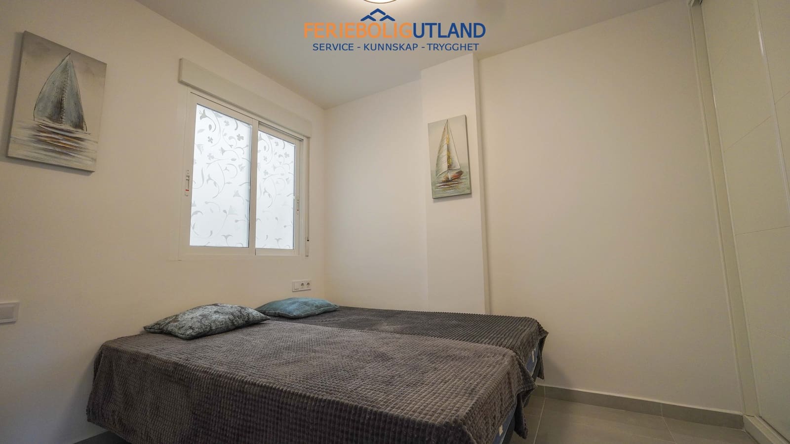 Apartamento de 2 habitaciones en Torrevieja en venta con piscina - 161.000 € (Ref: 10000760)