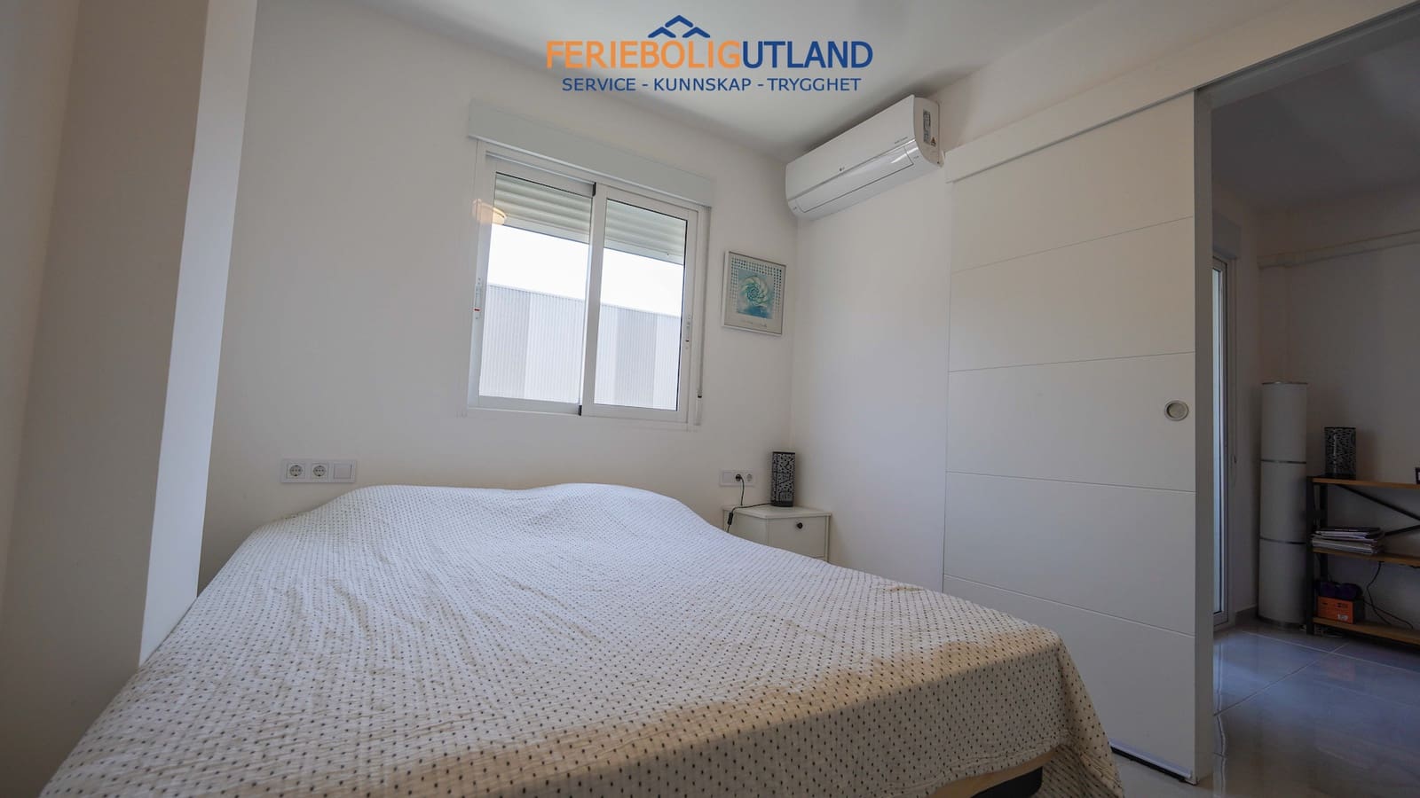 Apartamento de 2 habitaciones en Torrevieja en venta con piscina - 161.000 € (Ref: 10000760)
