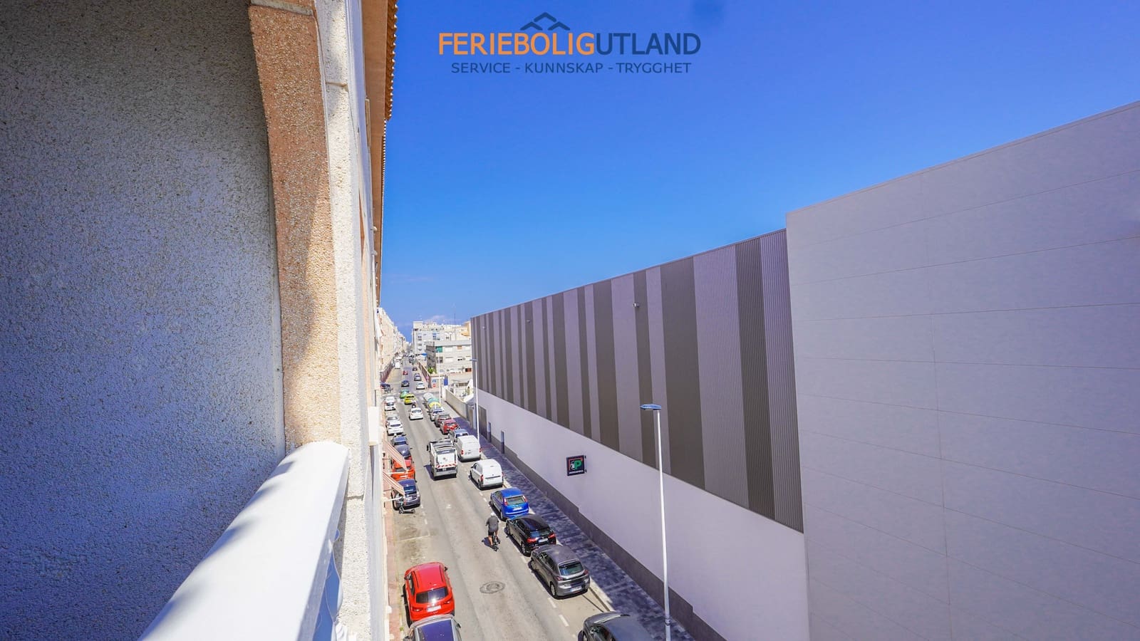 Apartamento de 2 habitaciones en Torrevieja en venta con piscina - 161.000 € (Ref: 10000760)