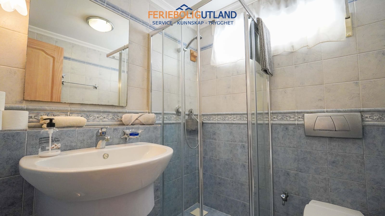 3 soverom Villa til salgs i Playa Flamenca med svømmebasseng garasje - € 490 000 (Ref: 10000761)