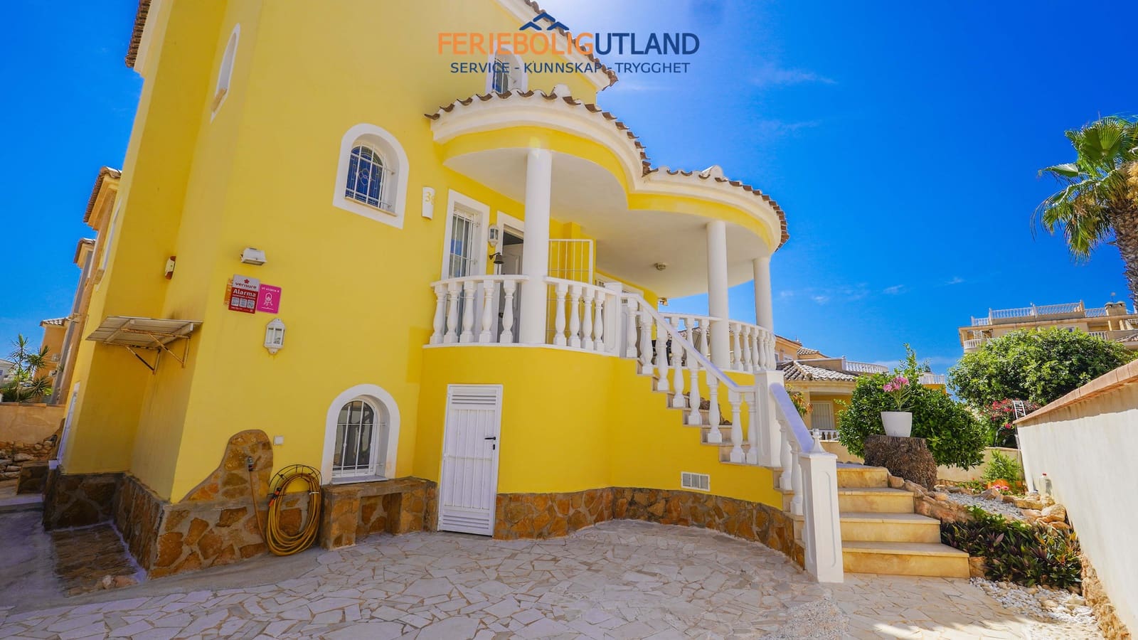 3 soverom Villa til salgs i Playa Flamenca med svømmebasseng garasje - € 490 000 (Ref: 10000761)