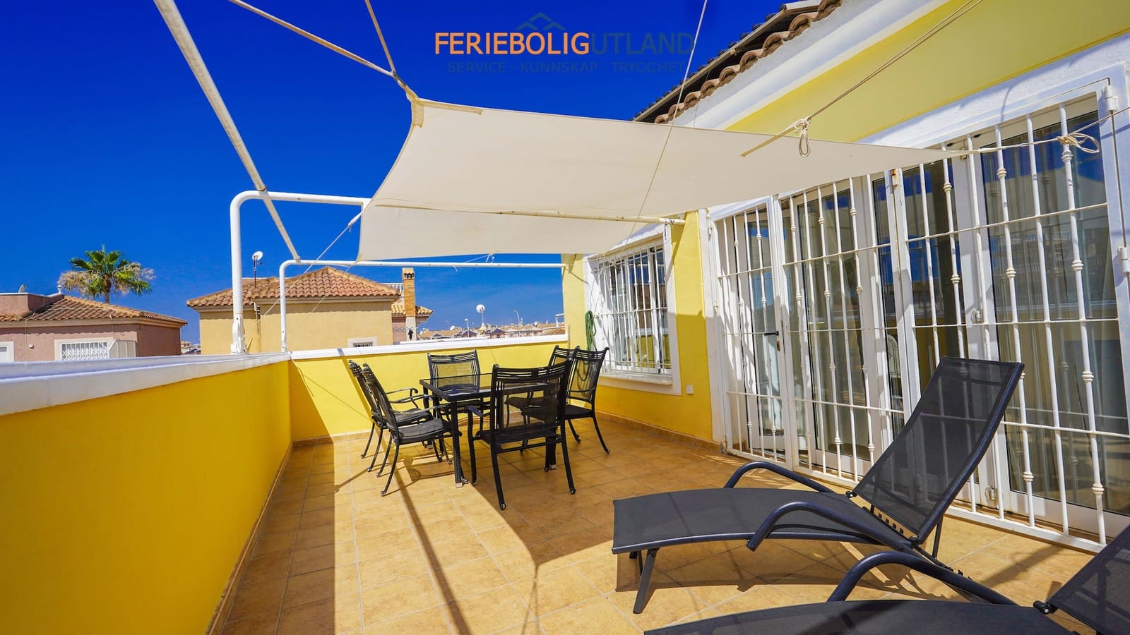 3 soverom Villa til salgs i Playa Flamenca med svømmebasseng garasje - € 490 000 (Ref: 10000761)