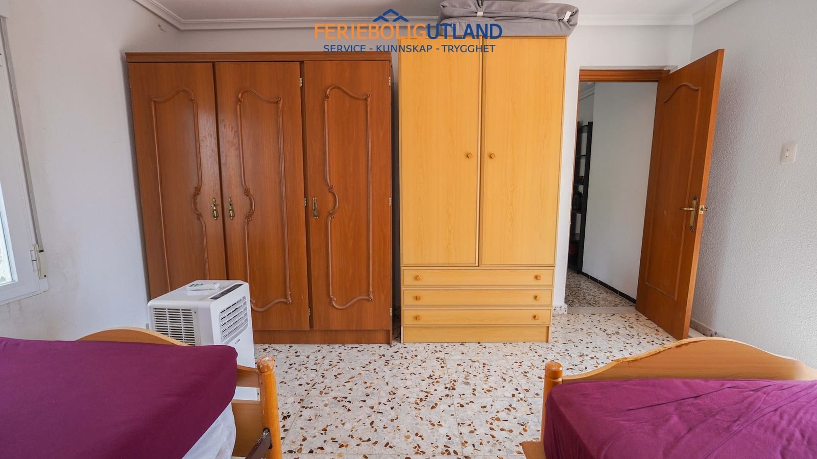 4 bedroom Villa for sale in Elche / Elx with pool garage - € 299,000 (Ref: 10000763)