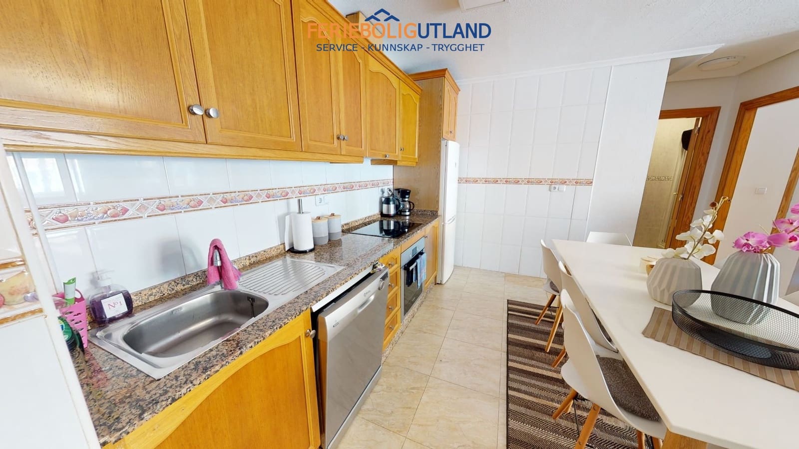 3 chambre Maison de Ville à vendre à Playa Flamenca avec piscine - 229 000 € (Ref: 10000765)
