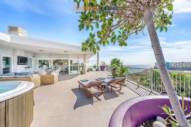 2 slaapkamer Penthouse te koop in El Higuerón, Fuengirola met zwembad garage - € 850.000 (Ref: 10000766)