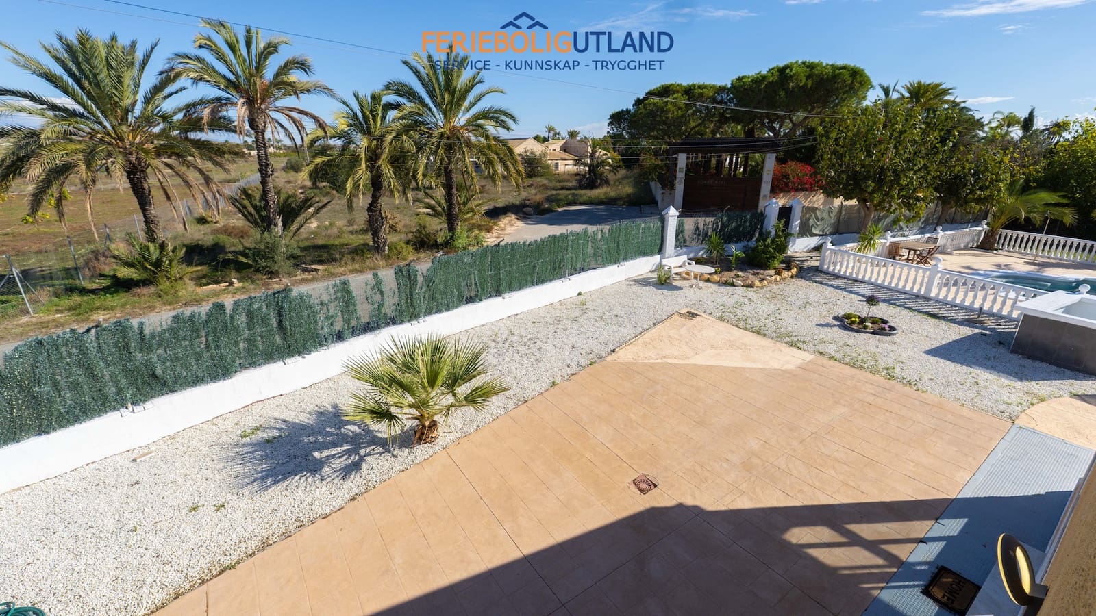 4 bedroom Villa for sale in Elche / Elx with pool garage - € 420,000 (Ref: 10000767)