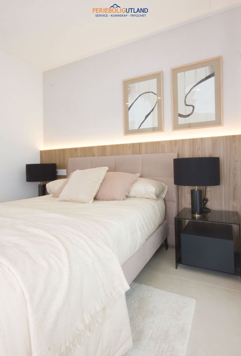 3 sypialnia Willa na sprzedaż w Ciudad Quesada z basenem garażem - 1 099 000 € (Ref: 10000769)